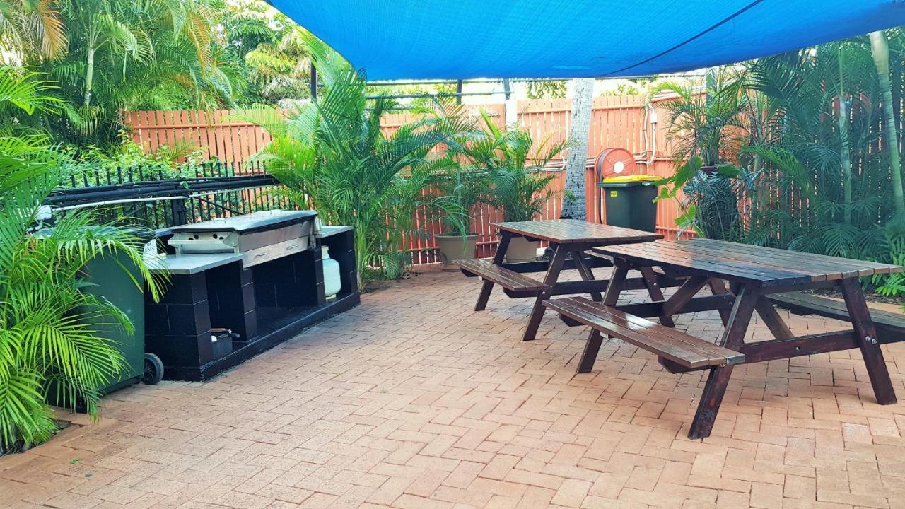 Coconut Grove Holiday Apartments Darwin Bagian luar foto