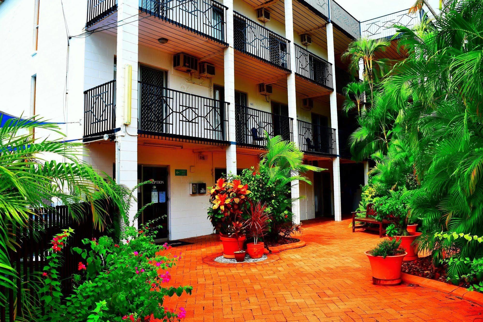 Coconut Grove Holiday Apartments Darwin Bagian luar foto