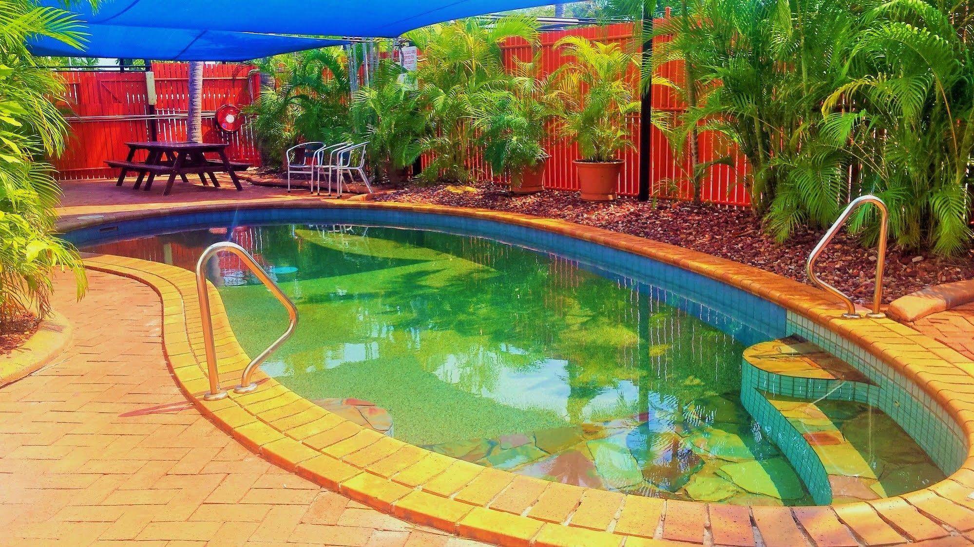 Coconut Grove Holiday Apartments Darwin Bagian luar foto