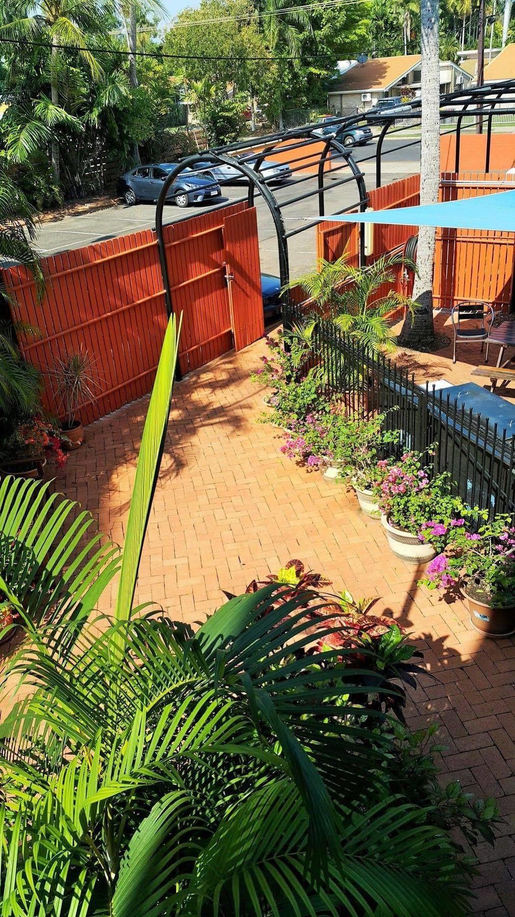 Coconut Grove Holiday Apartments Darwin Bagian luar foto