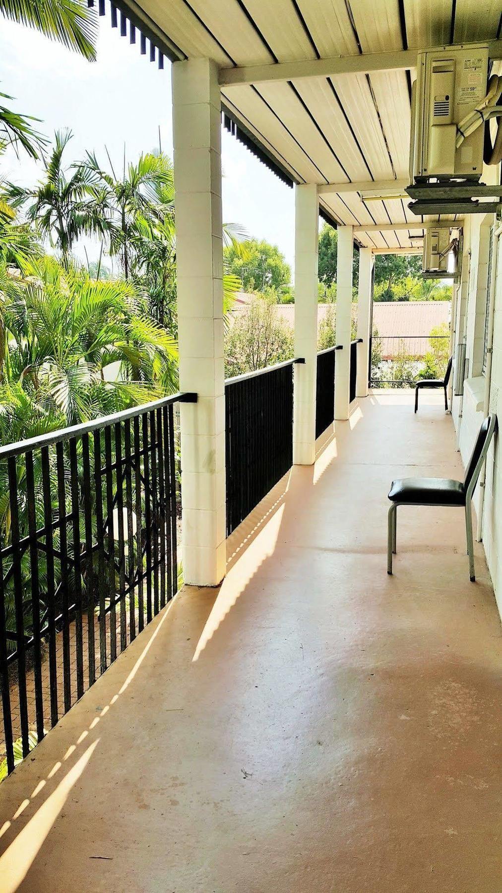 Coconut Grove Holiday Apartments Darwin Bagian luar foto